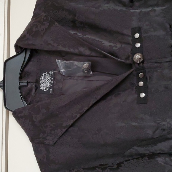 Like New Heart & Rose Brocade Coat - Picture 4 of 16